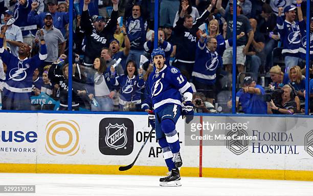 Brian Boyle of the Tampa Bay Lightning celebrates his goal against the New York Islanders during the first period of Game Five of the Eastern...