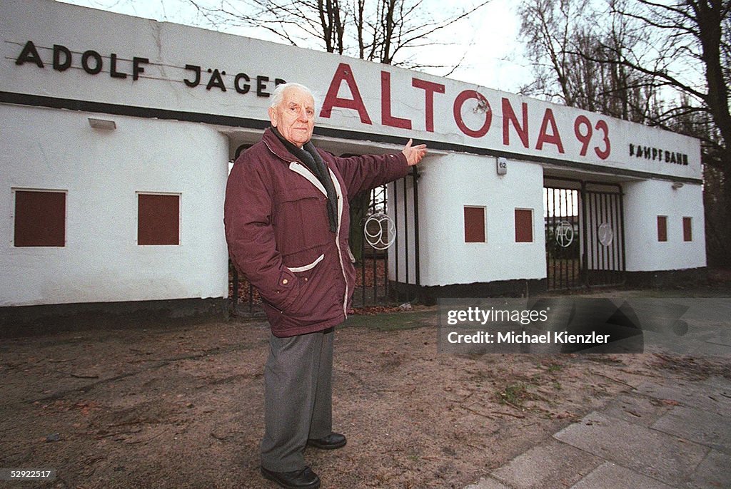 FUSSBALL: VERBANDSLIGA 99/00, ALTONA 93