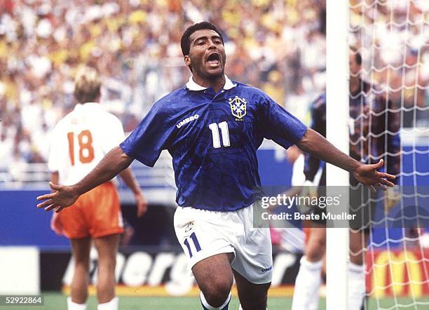 42 Bra Romario Stock Photos, High-Res Pictures, and Images - Getty Images