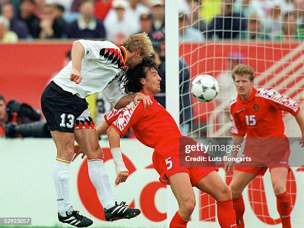 In den USA, Chicago; DEUTSCHLAND 2; Tor zum 3:1 durch Rudi VOELLER/GER