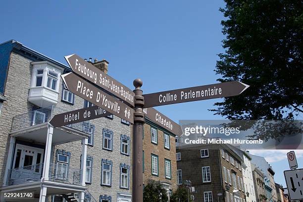 Street Signs In Quebec 570 Quebec City Walls Stock Photos, High-Res Pictures, and Images ...