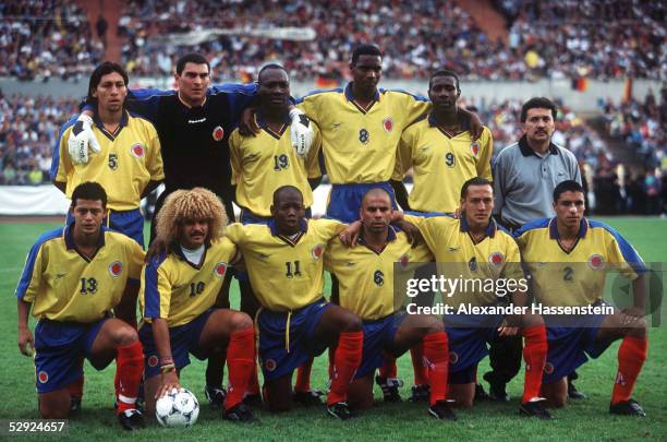 Nationalmannschaft/Team KOLUMBIEN/COL 30.05.98, hintere Reihe v.lks.: Jorge BERMUDEZ/Torwart Farid MONDRAGON/Fredy RINCON /, Harold LOZANO/Adolfo...