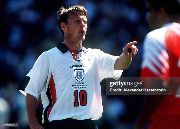 Teddy Sheringham 1998 Photos and Premium High Res Pictures - Getty Images
