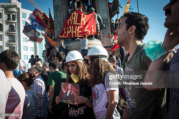 After leaving the square, Turkish protestors flod in and celebrate reclaiming the square. Protests in Istanbul, Turkey continue. Protests began as a...