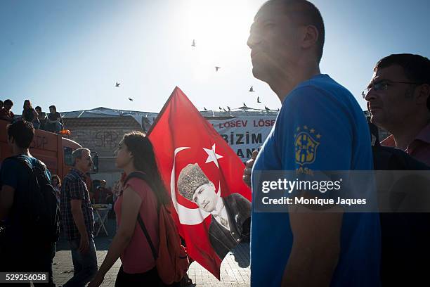 After leaving the square, Turkish protestors flod in and celebrate reclaiming the square. Protests in Istanbul, Turkey continue. Protests began as a...