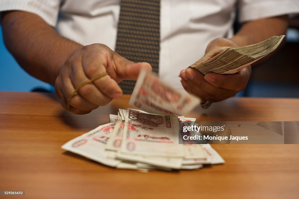 Daily life and Economy in Algeria