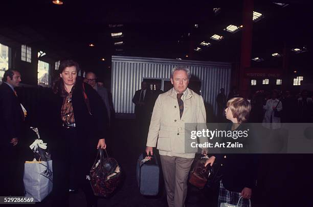 Hugh O'Connor; son of Carroll O'Connor; with his father and his mother; Nancy; circa 1970; New York.
