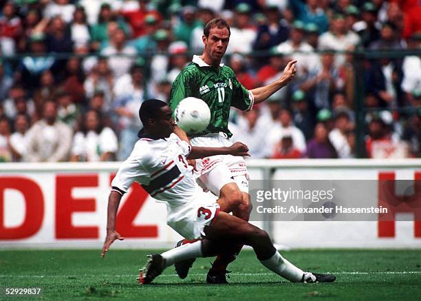 Qualifikation 1997 MEXICO 0 Mexiko City; George POPE/USA, Luis Roberto ALVES ZAGUE/Mexiko - SPIELSZENE -