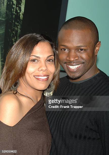Sean Patrick Thomas and date arrive at the premiere of "The Amityville Horror" at the Arclight Cinerama Dome.
