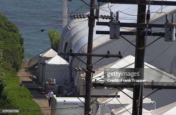 PREPARATIONS FOR THE WEDDING OF BRAD PITT AND JENNIFER ANISTON