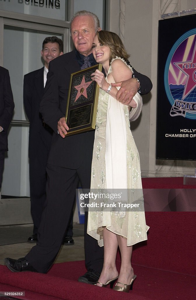 WINONA RYDER HONORED BY 'WALK OF FAME' IN L.A.