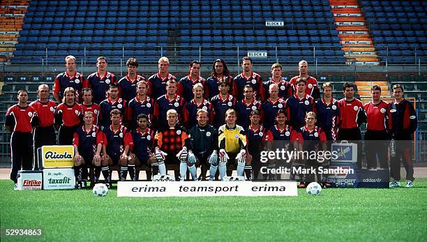 Obere Reihe v.l.: Heiko MAERZ, Christian BEECK, Slawomir MAJAK, Marko REHMER, Jens DOWE, Thomas GANSAUGE, Sergej BARBAREZ, Steffen BAUMGART,...