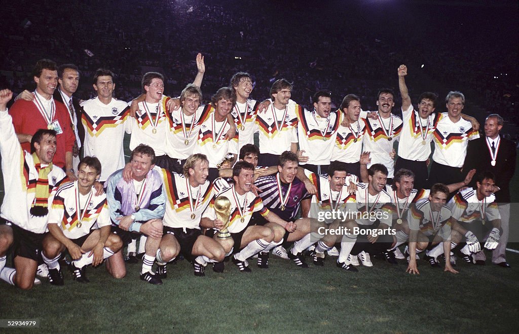 FUSSBALL: NATIONALMANNSCHAFT WM 1990 in ITALIEN, GER