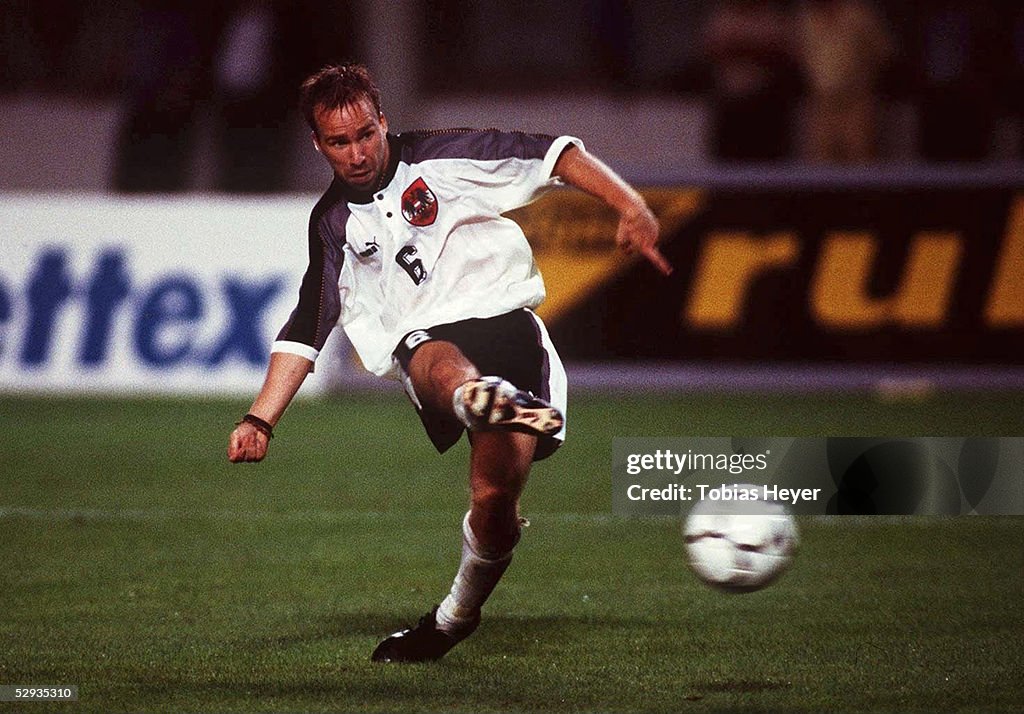 FUSSBALL: Nationalmannschaft/Team OESTERREICH 06.09.97