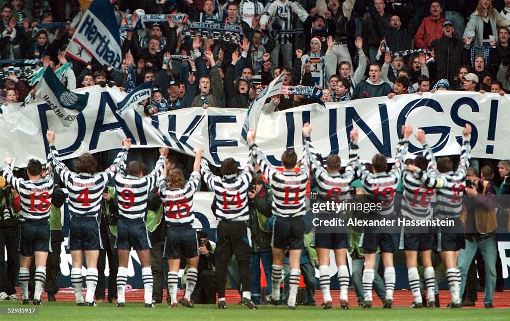 FUSSBALL: 1. BUNDESLIGA 97/98, 12.12.97