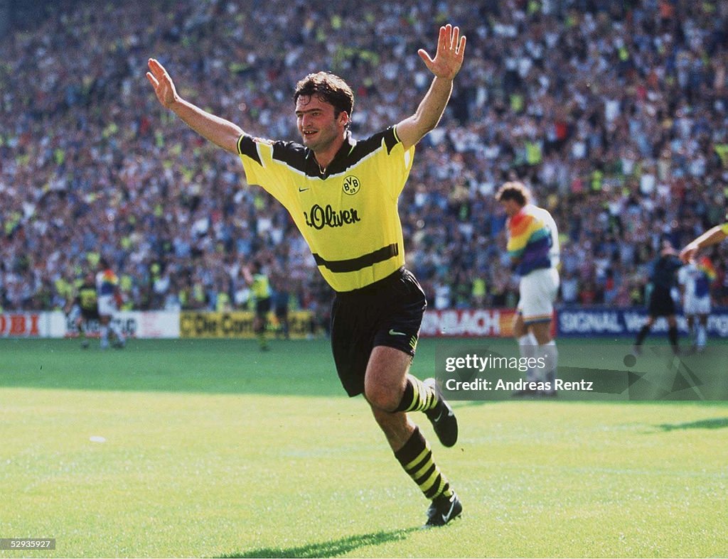 FUSSBALL: 1.BUNDESLIGA 97/98 BORUSSIA DORTMUND