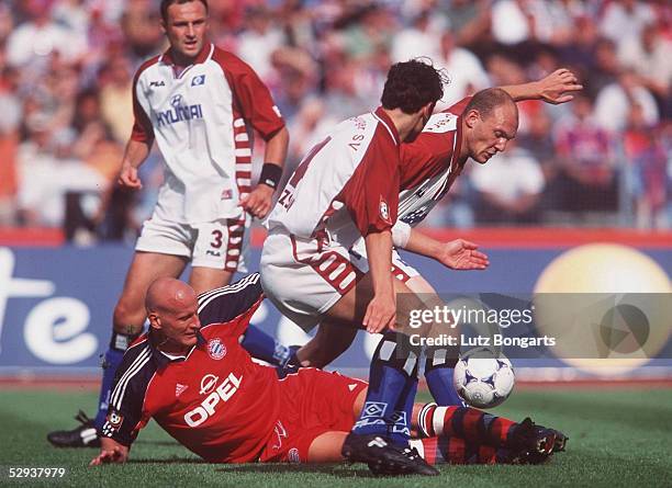 Muenchen; FC BAYERN MUENCHEN - HAMBURGER SV 2:2; Hasan SALIHAMIDZIC/BAYERN, Ingo HERTZSCH/HSV