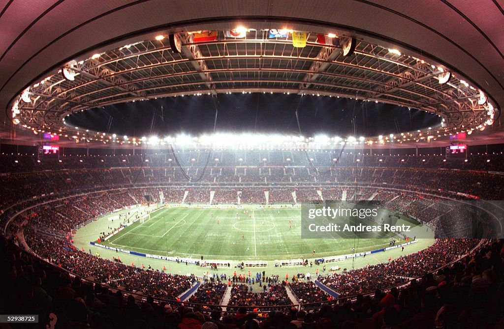 FUSSBALL: STADIONUEBERSICHT zur WM 1998 in FRANKREICH