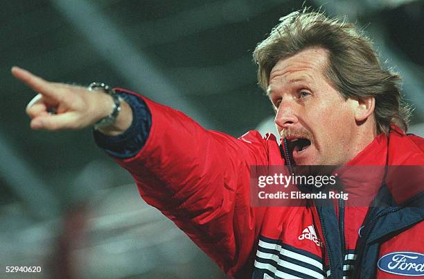 Trainer Bernd SCHUSTER/KOELN