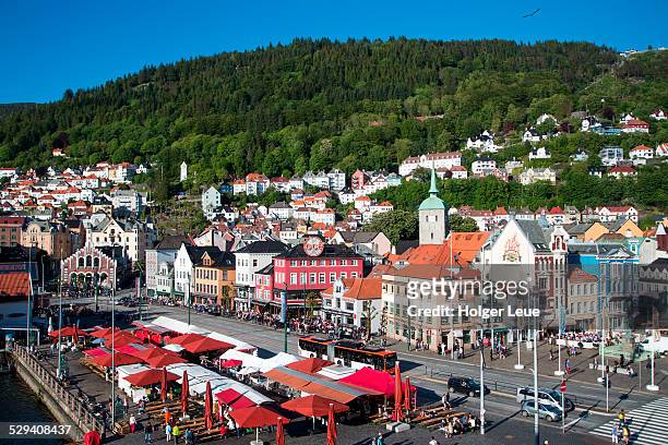 overhead of bergen fish market and city buildings - fish market stock pictures, royalty-free photos & images
