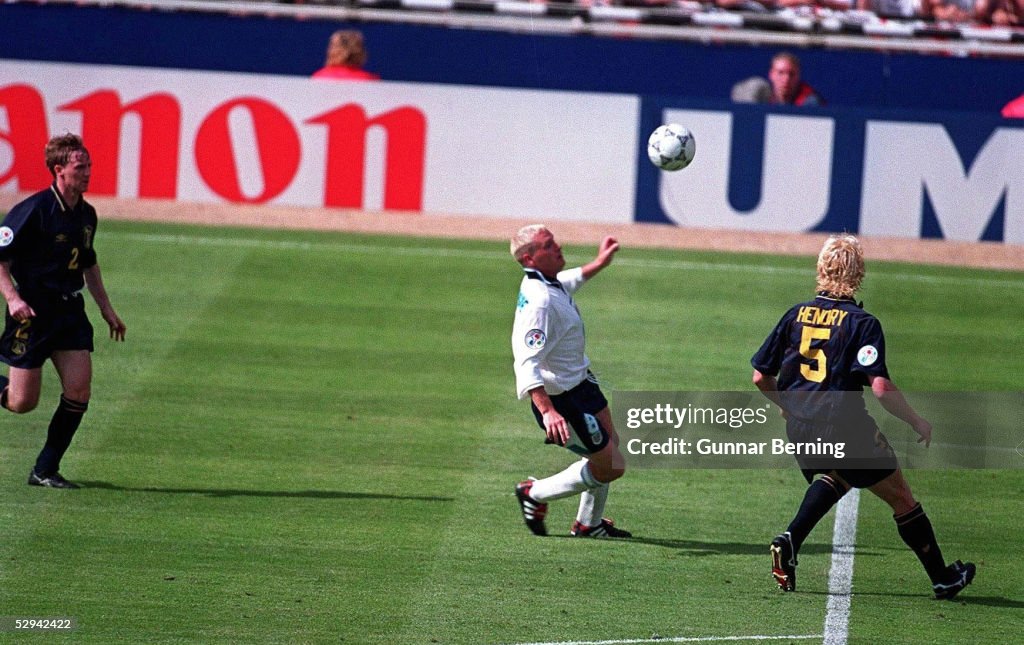 FUSSBALL: EURO 1996 SCO