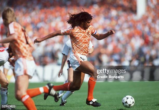 Duesseldorf/GER; Ruud GULLIT/NED