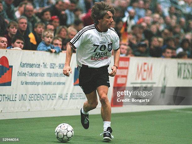 Bielefeld; Frank MILL