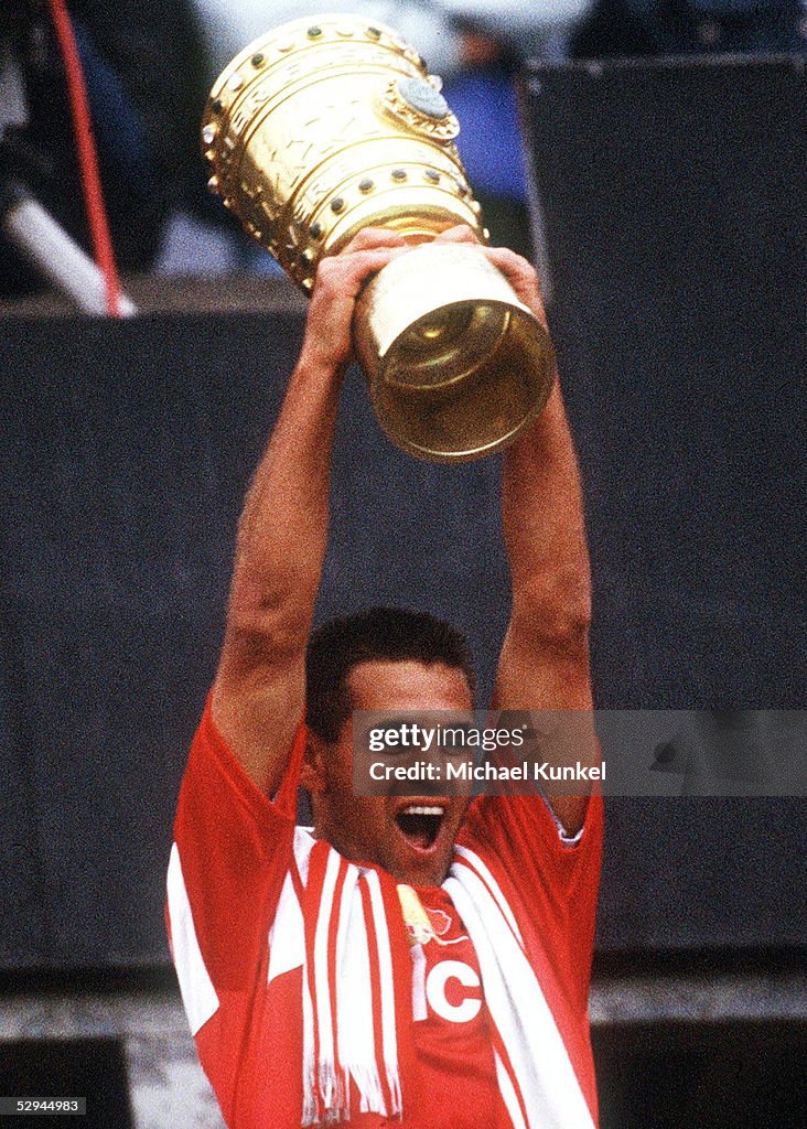 FUSSBALL: DFB POKALFINALE 1993 HERTHA AMATEURE