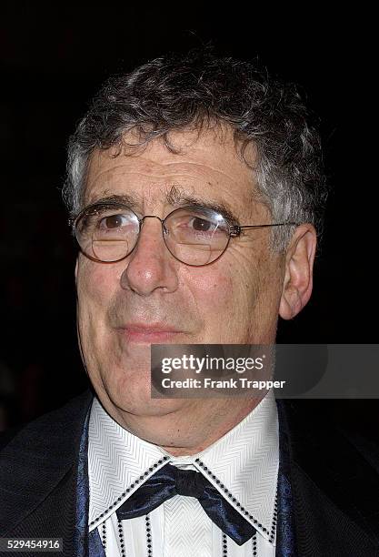 Eliott Gould arrives at the premiere of "Ocean's 12," held at Grauman's Chinese Theatre.