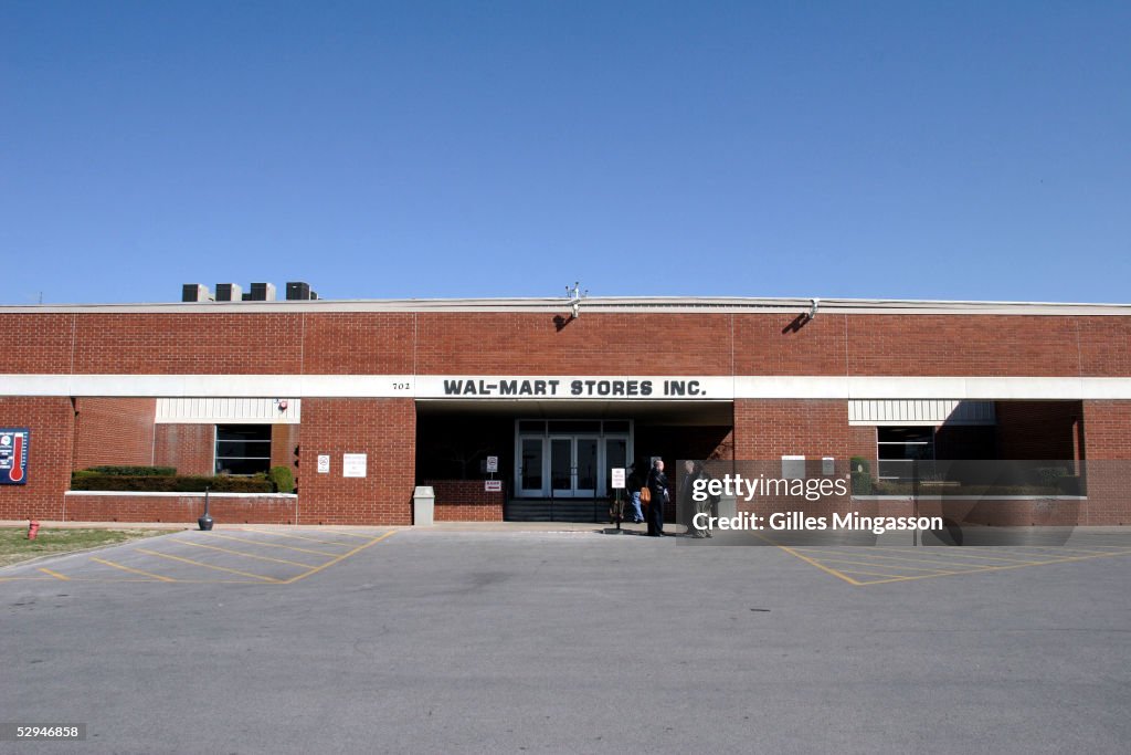 Wal-Mart Rehabilitates Its Image