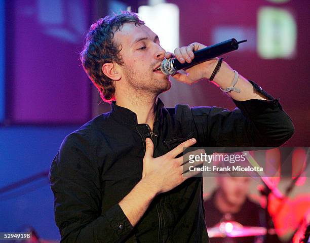Coldplay singer Chris Martin performs on MTV "Coldplay Live Leak" as the band debuts their new album "X & Y", May 18, 2005 at the MTV Studios in New...