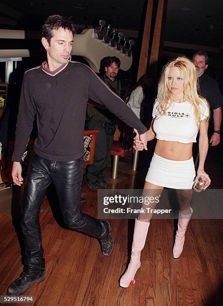 358 Pamela Anderson Tommy Lee Photos Stock Photos, High-Res Pictures
