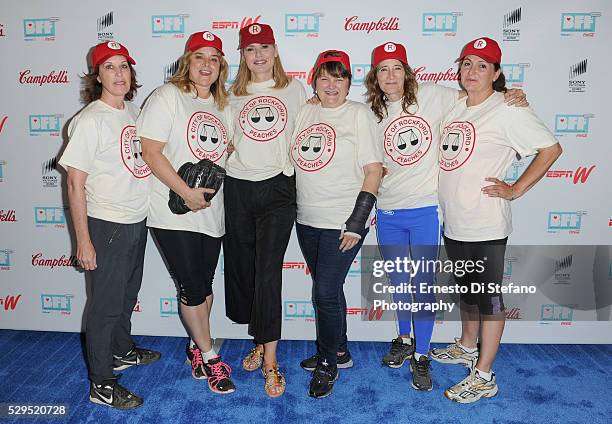 Patti Pelton, Freddie Simpson, Geena Davis, Megan Cavanagh, Anne Ramsay and Tracy Reiner, Cast from "A League Of Their Own" attend "A League Of Their...