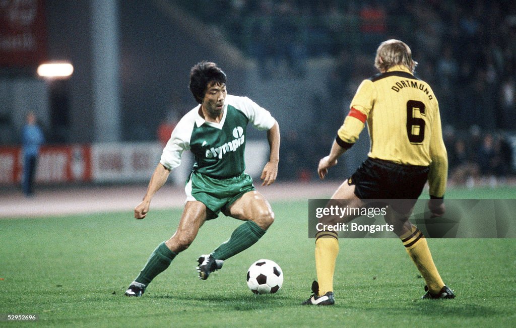 Fussball : 1. Bundesliga 81/82 , OKUDERA / Werder Bremen