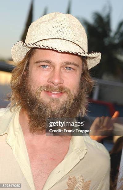 Bearded Brad Pitt arriving at the premiere of "Full Frontal."