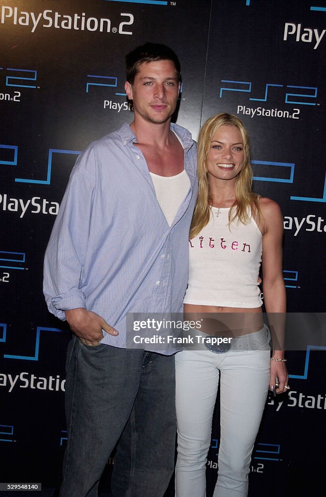 Actor Simon Rex and actress/girlfriend Jaime Pressly at the launch ...