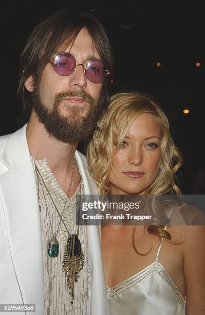 Kate Hudson and Chris Robinson arriving at the world premiere of "The Banger Sisters."