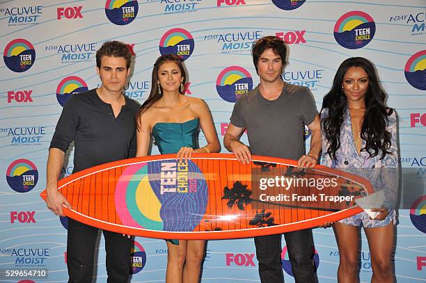 Actors Paul Wesley, Nina Dobrev, Ian Somerhalder, and Kat Graham, winners of Choice Fantasy/Sci-Fi Show award, pose in the press room at the 2012...