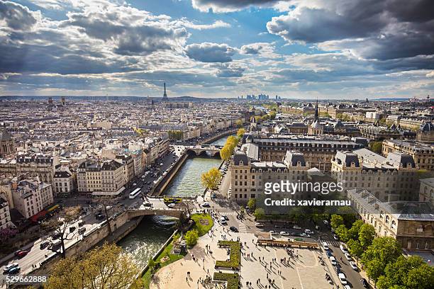paris - paris aerial stock pictures, royalty-free photos & images