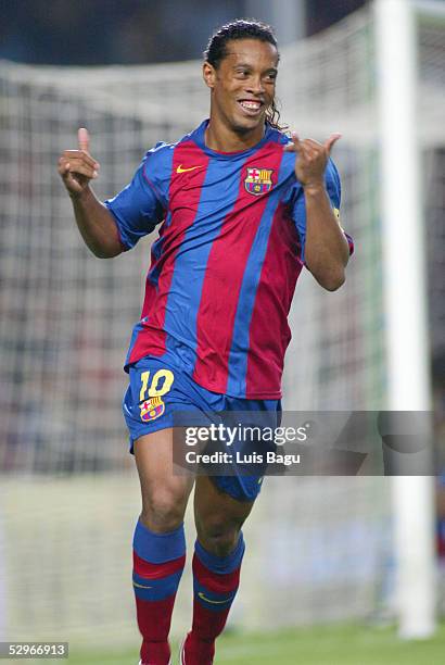 Ronaldinho celebrates his goal during the La Liga match between FC Barcelona and Villarreal on May 22, 2005 at Camp Nou stadium in Barcelona, Spain.