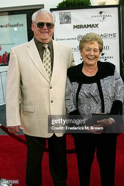 Boxer Howard Braddock arrives at the premiere of "Cinderella Man" at Gibson Amphitheatre at Universal CityWalk on May 23, 2005 in Universal City,...