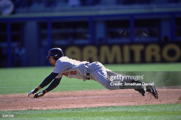 290 Twins Luis Rivas Stock Photos, High-Res Pictures, and Images ...