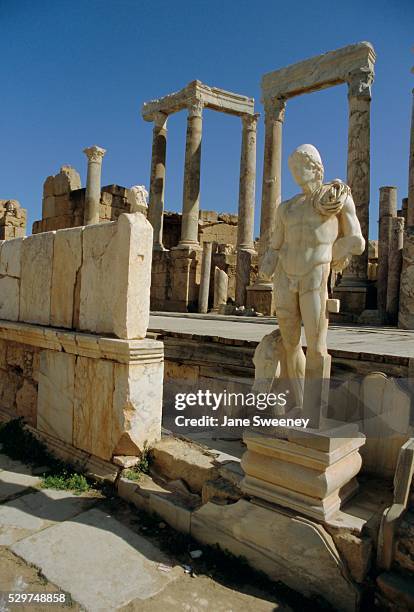 the theatre, roman site of leptis magna, libya, north africa, africa - theater of leptis magna stock pictures, royalty-free photos & images