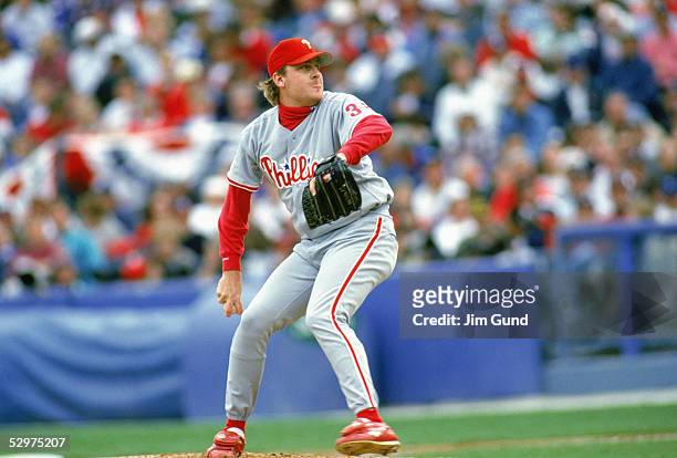 Curt Schilling of the Philadelphia Phillies pitches during Game five of the 1993 National League Championship Series against the Atlanta Braves at...