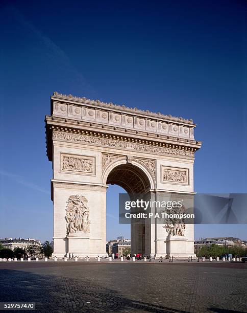 arc de triomphe, paris - plaza vendome fotografías e imágenes de stock