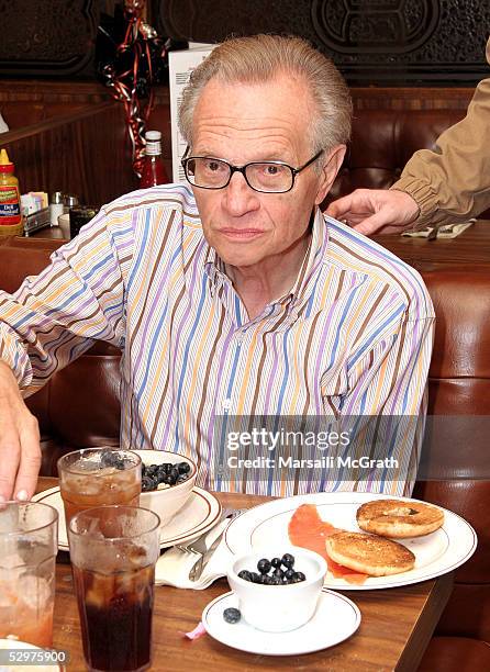 Larry King attends a party celebrating the 60th anniversary of Nate 'N Al's deli on May 24, 2005 in Beverly Hills, California.