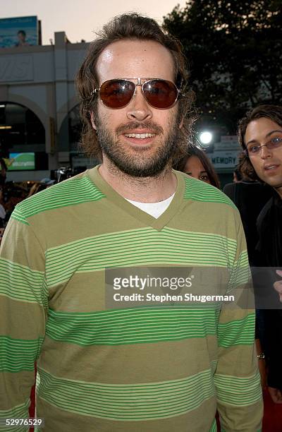Actor Jason Lee arrives at the Premiere of TriStar Pictures "Lords Of Dogtown" at the Mann's Chinese Theater on May 24, 2005 in Hollywood, California.