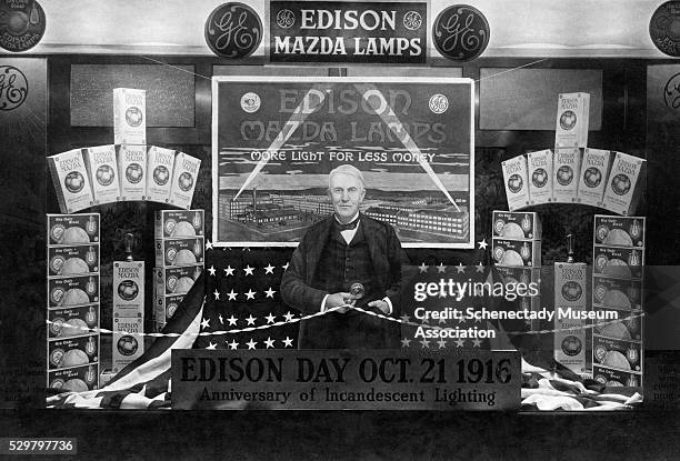 Window Display Promoting Edison Day 1916