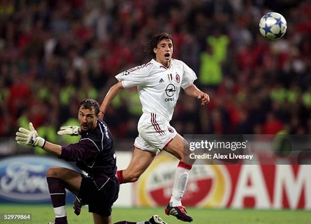 Milan forward Hernan Crespo of Argentina scores the third goal past Liverpool goalkeeper Jerzy Dudek of Poland during the European Champions League...