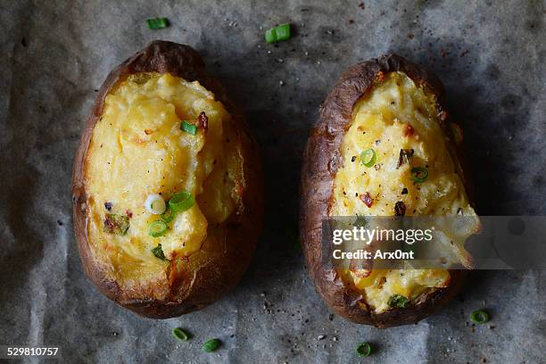 twice baked potatoes - stuffed potato stock pictures, royalty-free photos & images